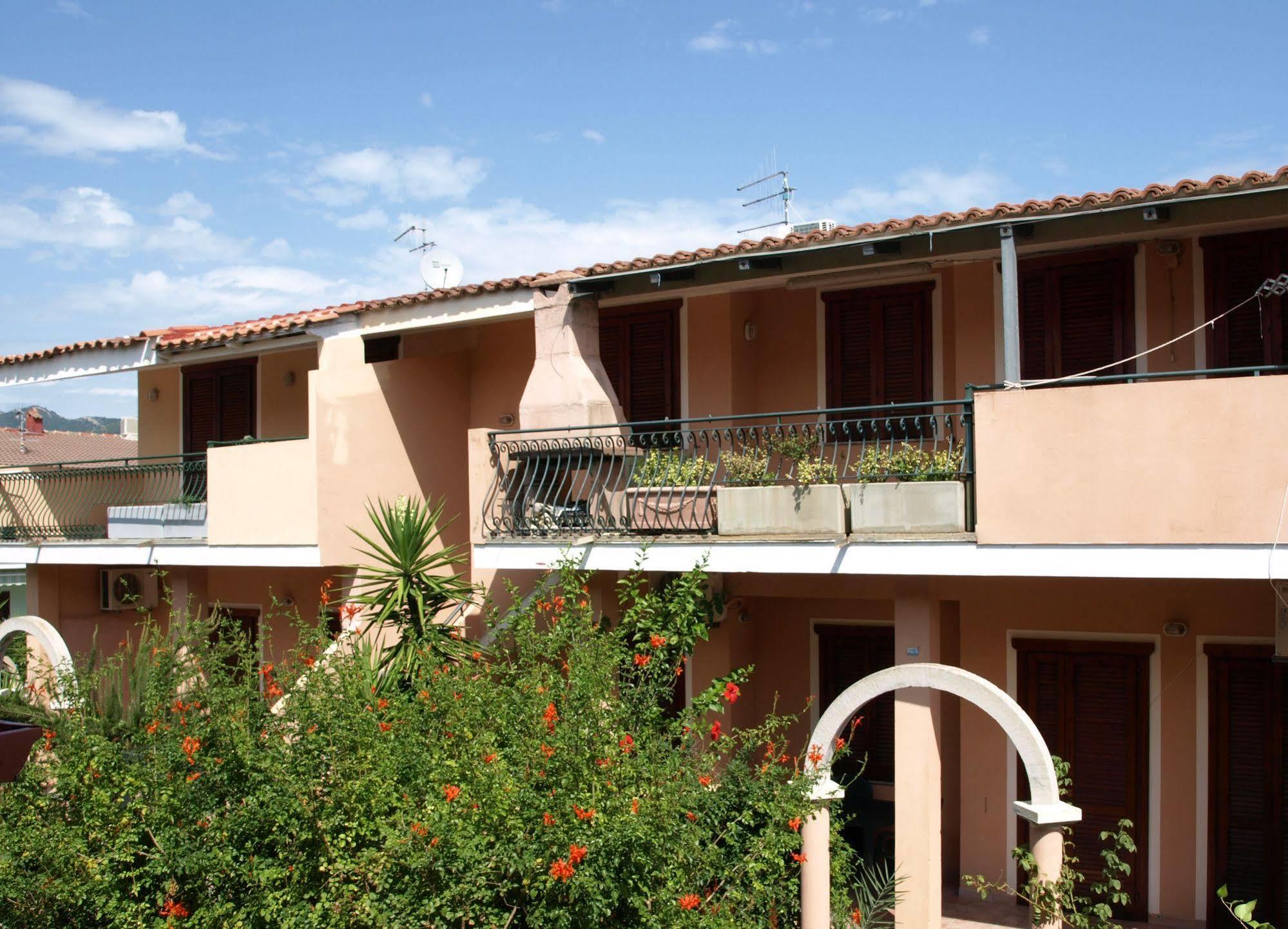 Appartamenti Simius Villasimius Exterior photo